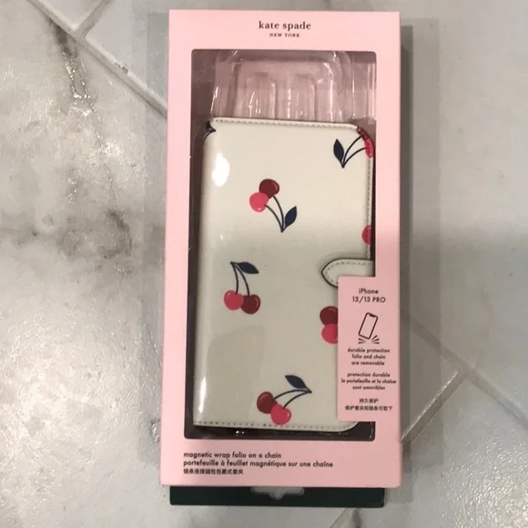 Kate Spade iPhone 13 Pro Max Magnetic Wrap Folio Case on a Chain crossbody - Picture 4 of 5